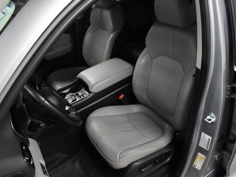 Certified 2023 Honda Pilot EX-L image 13