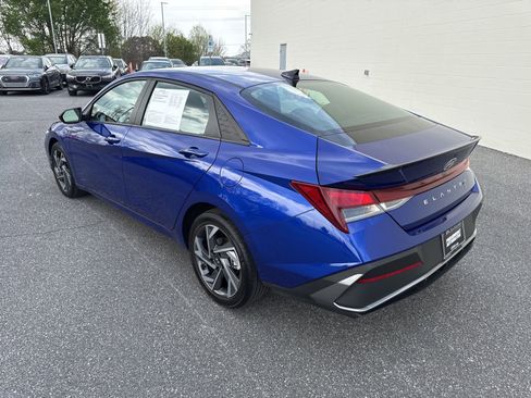 Certified 2025 Hyundai Elantra Sport image 5