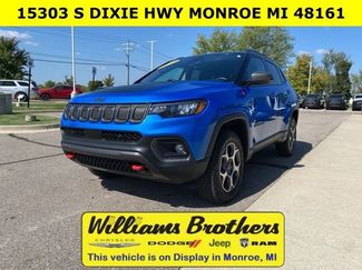 Certified 2022 Jeep Compass Trailhawk w/ Trailhawk Convenience Group video 1