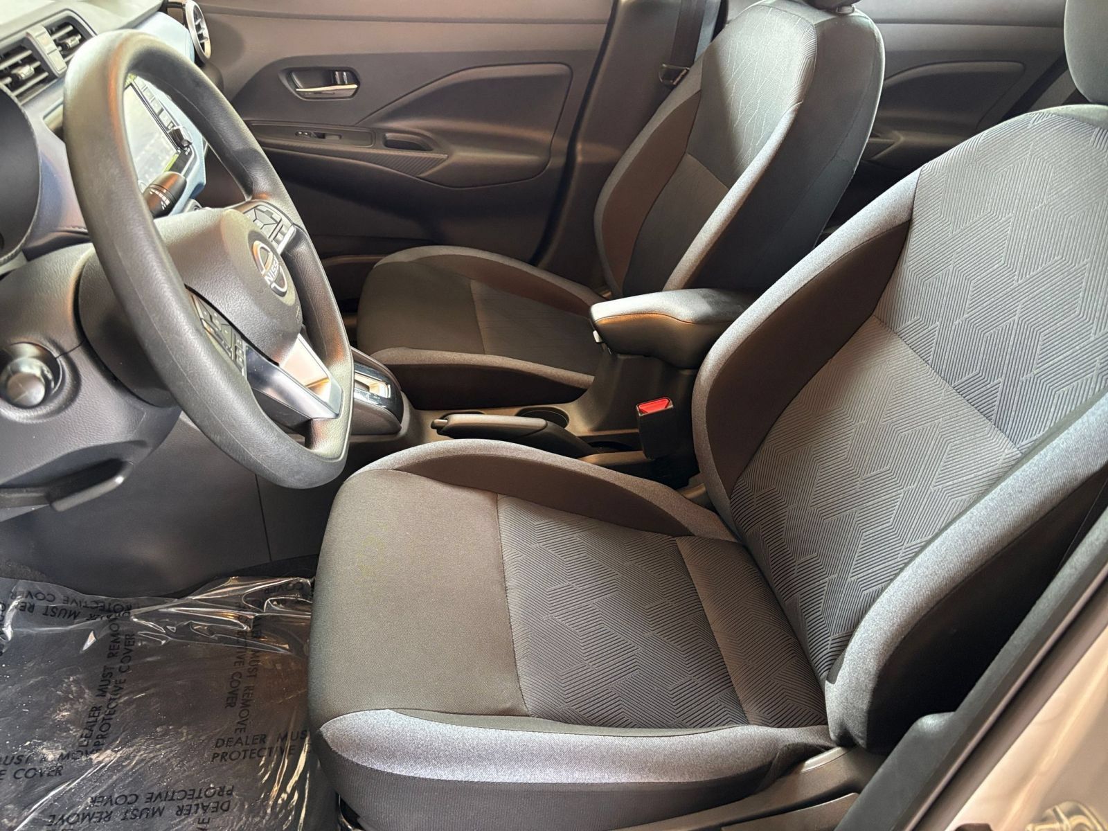 Used 2025 Nissan Versa SV FWD image 24
