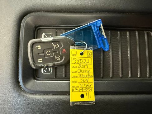Used 2019 Chevrolet Suburban Premier AWD/4WD image 38