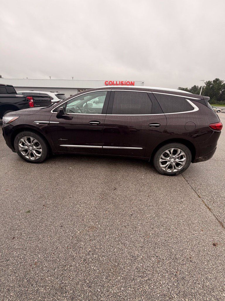 Used 2020 Buick Enclave Avenir w/ Trailering Package, 5000 lbs. AWD/4WD image 4