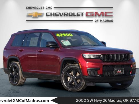 Used 2024 Jeep Grand Cherokee L Altitude image 1