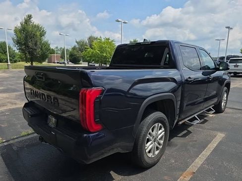 Used 2023 Toyota Tundra SR5 w/ SR5 Convenience Package AWD/4WD image 7