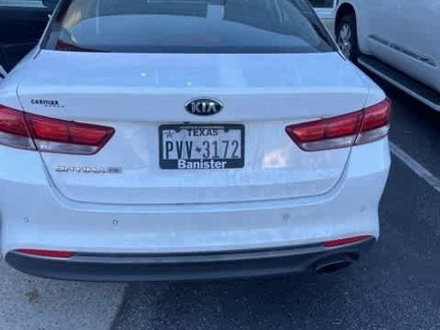 Used 2018 Kia Optima LX image 20