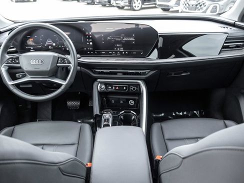 Certified 2025 Audi Q5 Premium w/ Convenience Package AWD/4WD image 21
