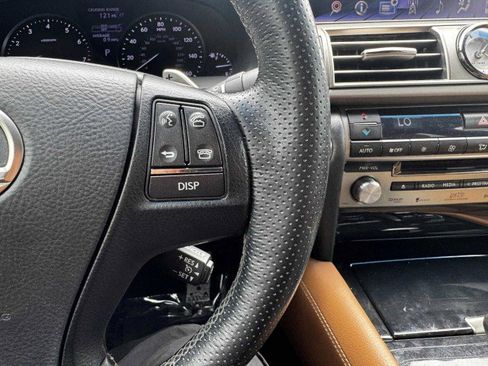 Used 2014 Lexus LS 460 image 27
