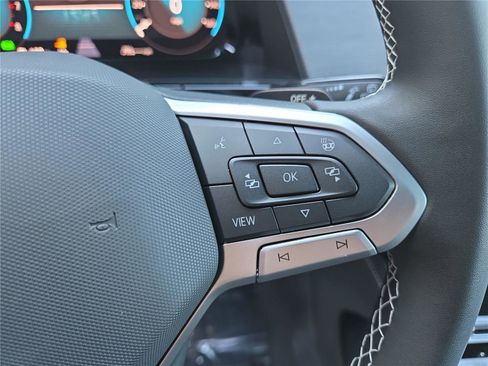 New 2026 Volkswagen Atlas Cross Sport SE image 19