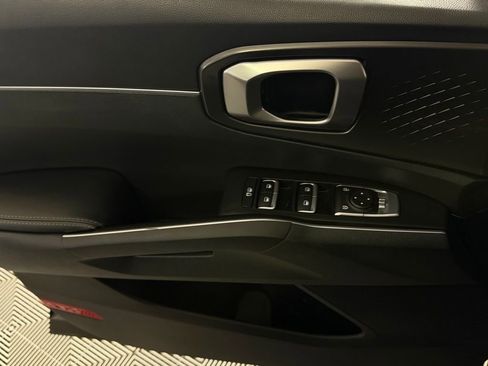 Used 2023 Kia Sorento S FWD image 24