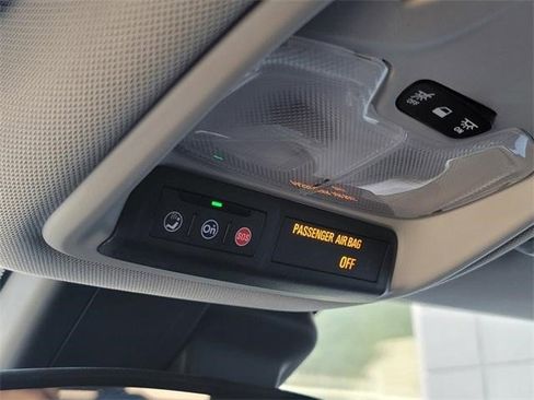 Certified 2023 Chevrolet TrailBlazer LT w/ Convenience Package image 28