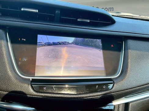 Used 2022 Cadillac XT5 Premium Luxury AWD/4WD image 17