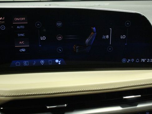 Used 2024 Cadillac XT4 Luxury image 27