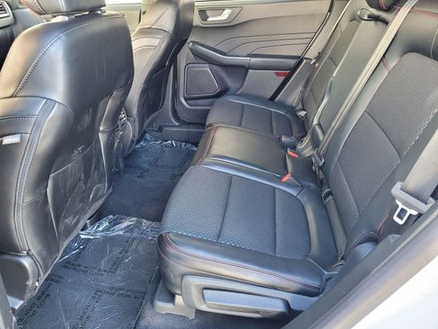Used 2024 Ford Escape ST-Line w/ Tech Pack #1 FWD image 7