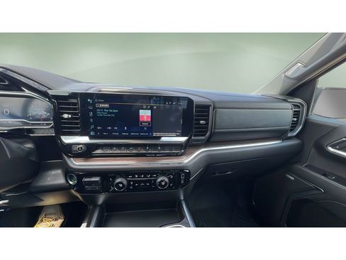 Certified 2024 Chevrolet Silverado 1500 LT Trail Boss w/ Convenience Package II AWD/4WD image 17