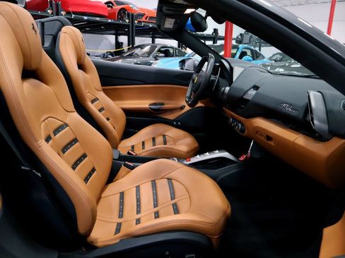 Used 2017 Ferrari 488 Spider RWD image 24