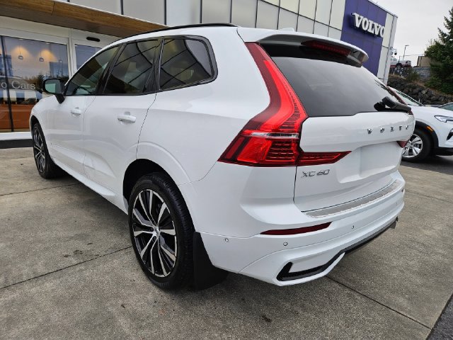 Certified 2023 Volvo XC60 B5 Plus w/ Climate Package AWD/4WD image 7
