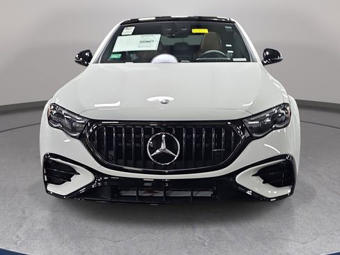New 2026 Mercedes-Benz E 53 AMG e 4MATIC Sedan image 2