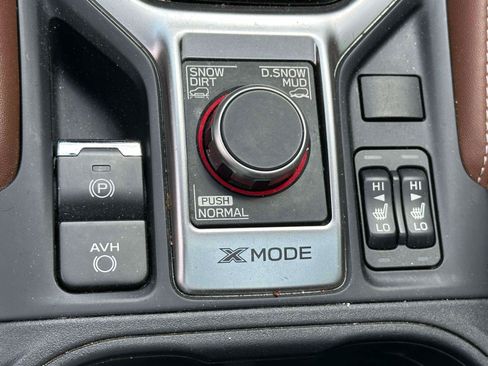 Used 2020 Subaru Forester Touring AWD/4WD image 30