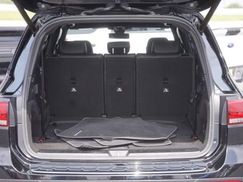 Used 2021 Mercedes-Benz GLB 250 image 32