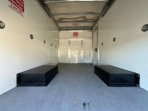 Used 2023 Ford Transit 350 DRW RWD image 12