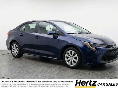 Used 2025 Toyota Corolla LE image 1