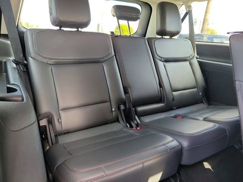 Certified 2025 Ford Expedition Max Active image 20