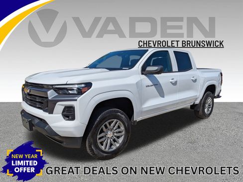 New 2025 Chevrolet Colorado W/T w/ WT Convenience Package II image 1