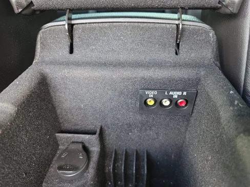 Used 2007 Cadillac STS w/ Preferred Equipment Group RWD image 31