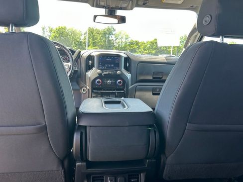 Used 2021 Chevrolet Silverado 1500 LT AWD/4WD image 16