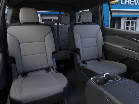 New 2026 Chevrolet Traverse LT image 17