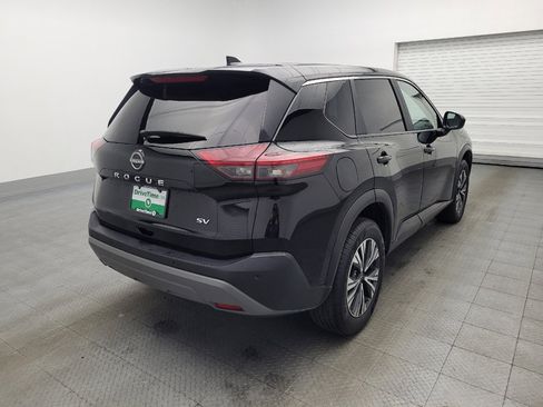 Used 2023 Nissan Rogue SV image 9