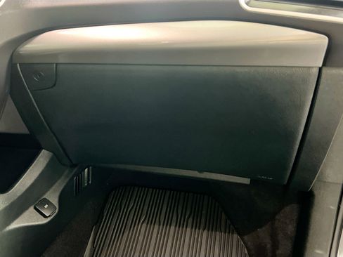 Used 2024 Ford Edge SE w/ Black Appearance Package image 35