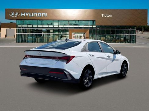 New 2026 Hyundai Elantra Sport FWD image 7