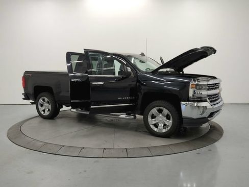 Used 2016 Chevrolet Silverado 1500 LTZ w/ LTZ Plus Package AWD/4WD image 10