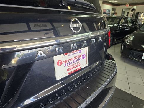 Used 2021 Nissan Armada SL w/ Captain's Chairs Package AWD/4WD image 39