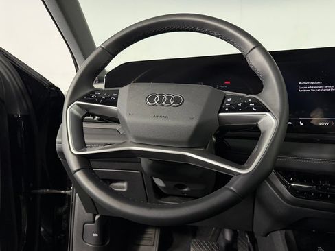 Used 2025 Audi Q6 e-tron Prestige w/ 20" Wheel Package AWD/4WD image 16