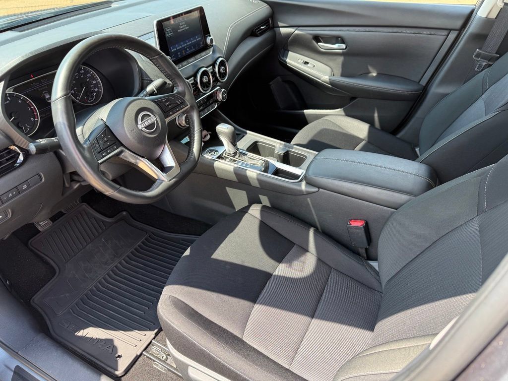 Certified 2025 Nissan Sentra SV w/ All-Weather Package FWD image 9
