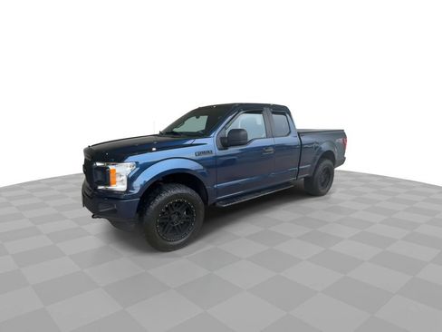 Used 2018 Ford F150 XL w/ Equipment Group 101A Mid AWD/4WD image 4