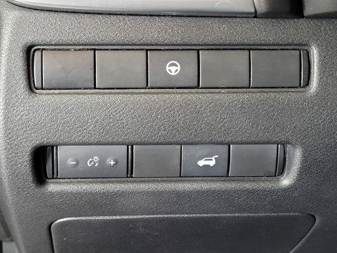 Used 2021 Nissan Rogue SL w/ Premium Package image 8