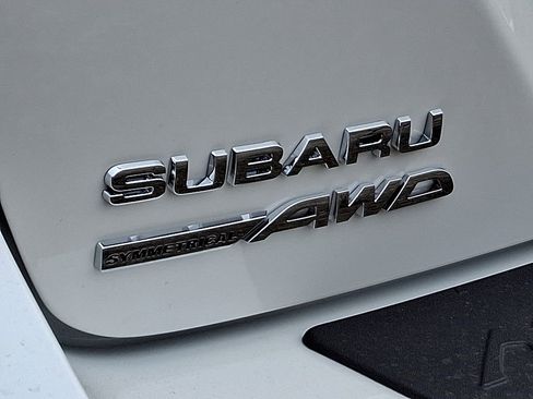 Certified 2025 Subaru Crosstrek 2.5i Limited w/ Crosstrek Mirror Package image 6