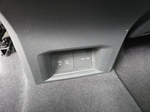Used 2021 Volkswagen Atlas SE AWD/4WD image 43
