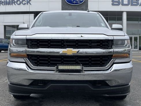 Used 2018 Chevrolet Silverado 1500 LT w/ Trailering Package AWD/4WD image 14
