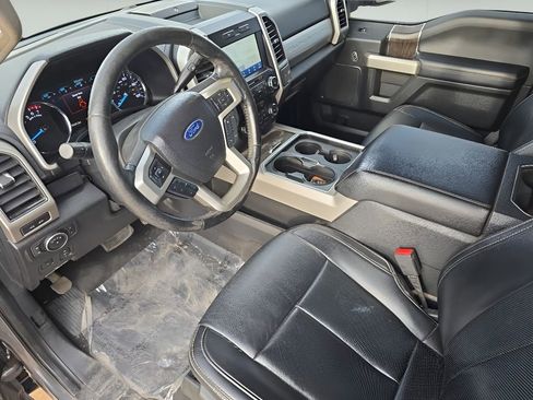 Used 2021 Ford F250 Lariat w/ Lariat Ultimate Package image 10