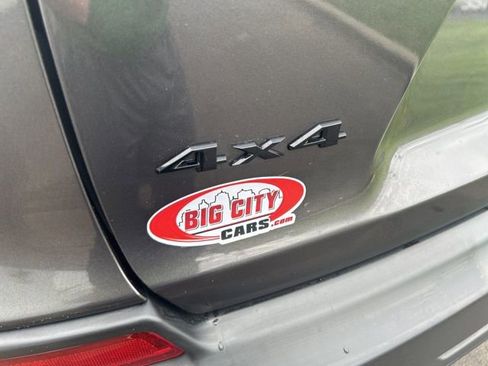 Used 2022 Jeep Cherokee Latitude Lux w/ Sun & Sound Group AWD/4WD image 50