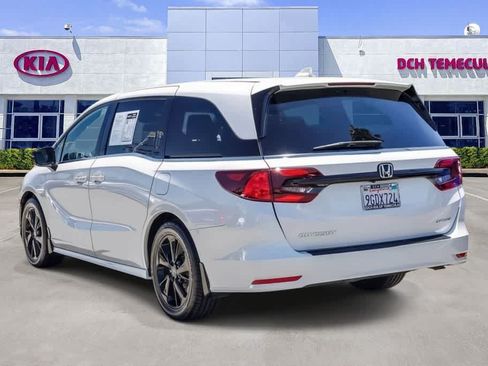 Used 2023 Honda Odyssey Sport image 6