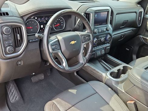 Used 2022 Chevrolet Silverado 2500 LTZ w/ LTZ Premium Package AWD/4WD image 16