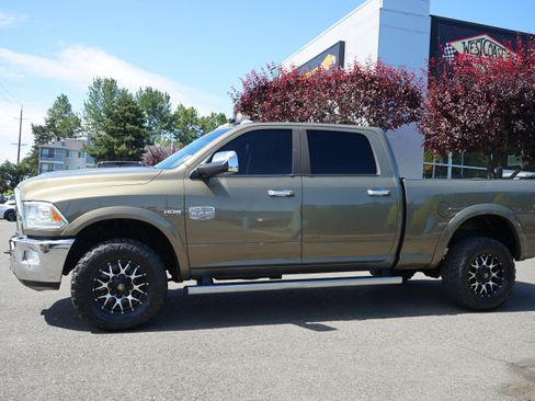 Used 2013 RAM 2500 Longhorn w/ Convenience Group AWD/4WD image 2