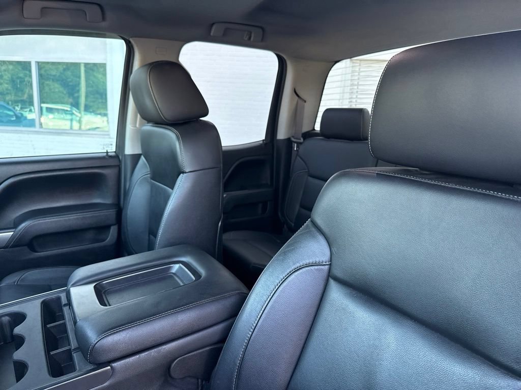 Used 2015 Chevrolet Silverado 2500 LT w/ LT Convenience Package RWD image 32