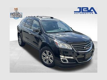 Used 2017 Chevrolet Traverse LT