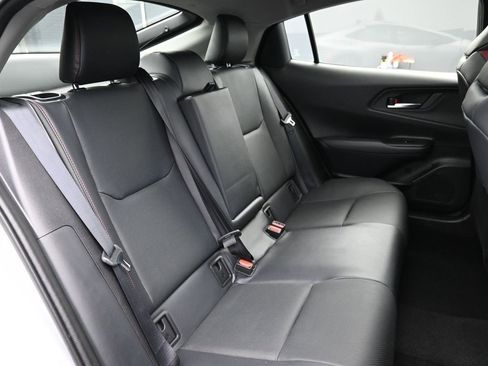 Used 2025 Toyota Prius Plug-In Hybrid image 23